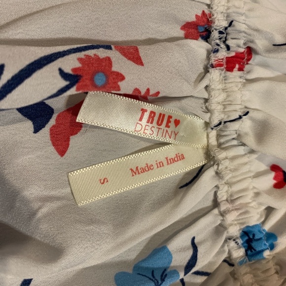 Off the shoulder blouse - Picture 2 of 2